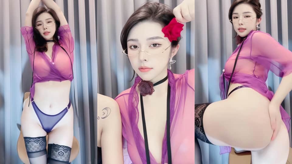 绝代双骄巭䒵，两个骚逼少妇直播双飞，多人淫乱引爆屏幕 (3)